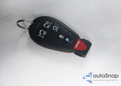 2013 Chrysler Town & Country Touring из США, поврежденный, VIN 2C4RC1BG7DR604879